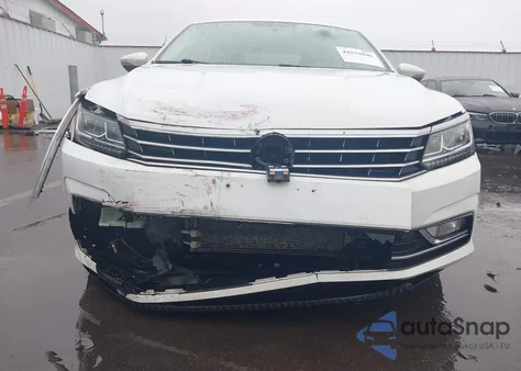 2018 Volkswagen Passat 2.0T Se из США, поврежденный, VIN 1VWBA7A34JC036181